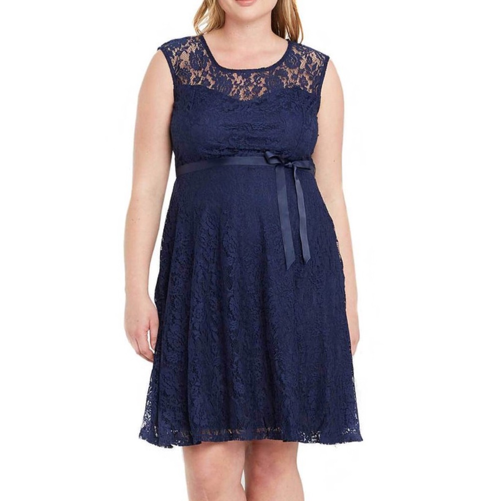 LAST ☝️ Curvy Coll Navy Lace Overlay Skater Dress - Picture 4 of 5